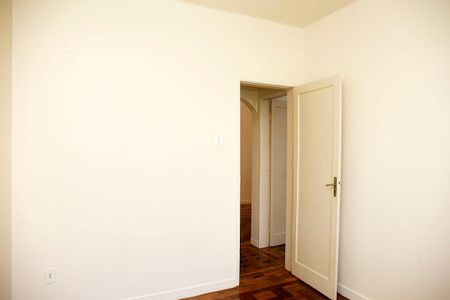 Quarto 2 de apartamento à venda com 2 quartos, 50m² em Centro Histórico, Porto Alegre