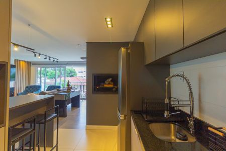 Apartamento à venda com 104m², 2 quartos e 2 vagasCozinha