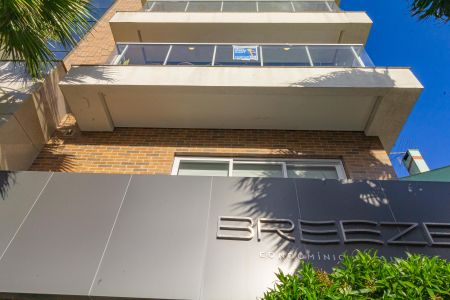 Apartamento à venda com 104m², 2 quartos e 2 vagasFachada