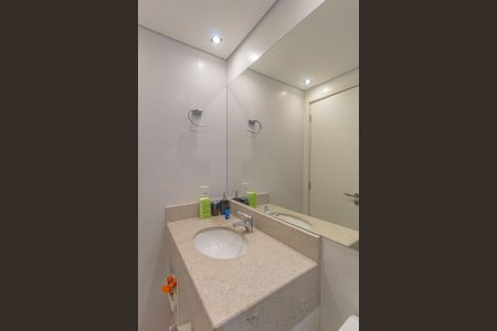 Apartamento à venda com 104m², 2 quartos e 2 vagasBanheiro da Suíte 2