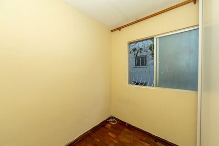 Quarto de apartamento para alugar com 2 quartos, 43m² em Estoril, Belo Horizonte