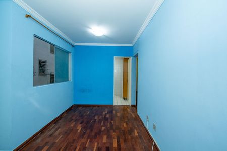 Sala de apartamento para alugar com 2 quartos, 43m² em Estoril, Belo Horizonte