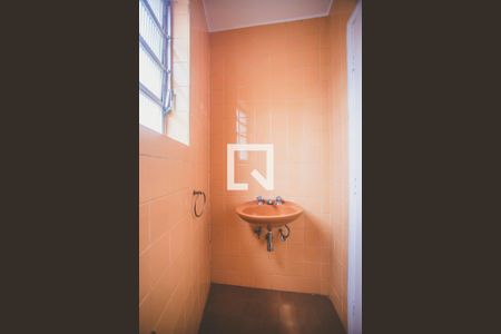 Lavabo de casa para alugar com 3 quartos, 233m² em Mirandópolis, São Paulo