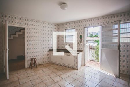 Casa para alugar com 233m², 3 quartos e 2 vagasCozinha