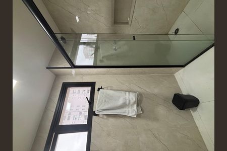 Banheiro de kitnet/studio para alugar com 1 quarto, 21m² em Indianópolis, São Paulo