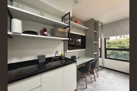 Studio de kitnet/studio para alugar com 1 quarto, 21m² em Indianópolis, São Paulo