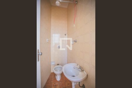 Casa para alugar com 163m², 3 quartos e 1 vagaBanheiro de Serviço