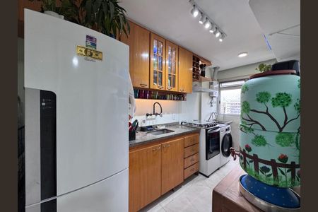 Apartamento à venda com 75m², 2 quartos e 2 vagasCozinha e Área de Serviço