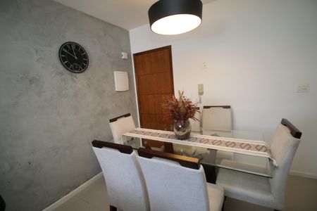 Apartamento à venda com 75m², 2 quartos e 1 vagaCozinha e Copa