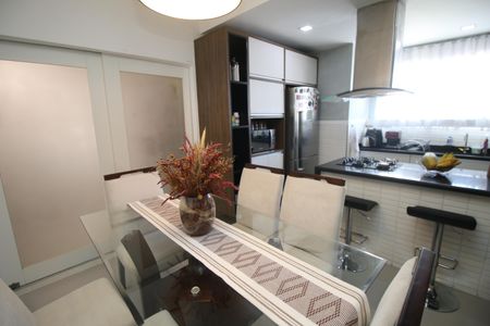 Apartamento à venda com 75m², 2 quartos e 1 vagaCozinha e Copa