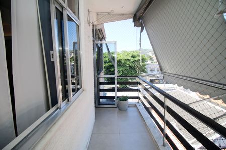 Apartamento à venda com 75m², 2 quartos e 1 vagaVaranda da Sala