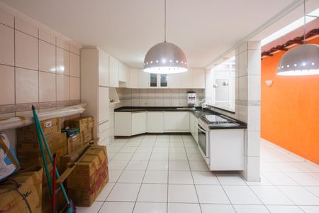 Casa para alugar com 250m², 4 quartos e 2 vagasCozinha