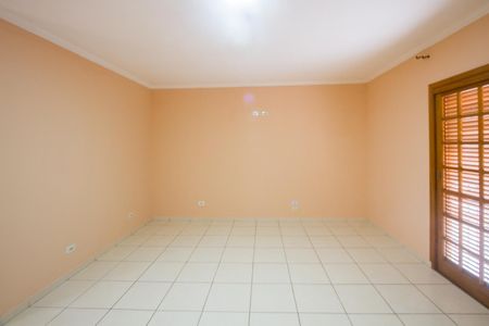 Casa para alugar com 250m², 4 quartos e 2 vagasSuíte 1