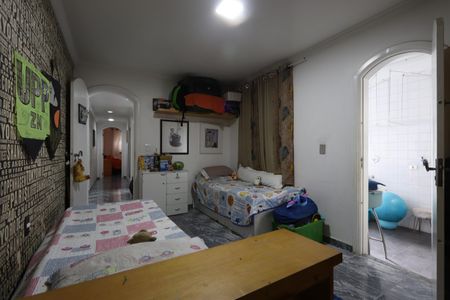 Casa à venda com 312m², 3 quartos e 3 vagasQuarto 2