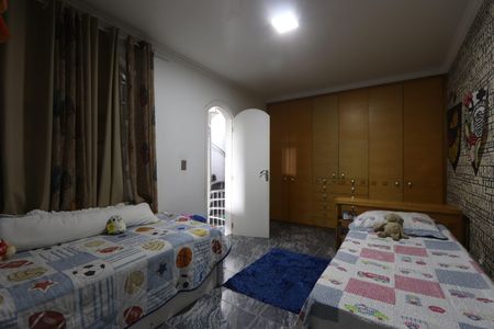 Casa à venda com 312m², 3 quartos e 3 vagasQuarto 2