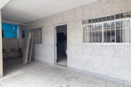 Casa à venda com 100m², 2 quartos e 3 vagas Casa à venda com 100m², 2 quartos e 3 vagasÁrea de Serviço