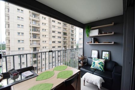 Studio à venda com 23m², 1 quarto e sem vaga Studio à venda com 23m², 1 quarto e sem vagavaranda quarto studio saleta