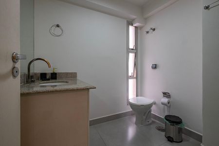 Apartamento para alugar com 129m², 4 quartos e 2 vagasBanheiro Social