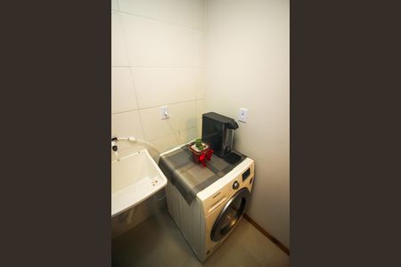 Casa de condomínio à venda com 55m², 2 quartos e 1 vagaÁrea de Serviço