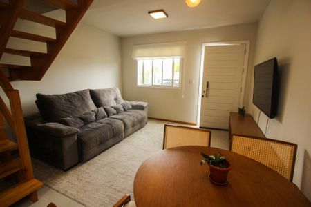 Casa de condomínio à venda com 55m², 2 quartos e 1 vagaSala