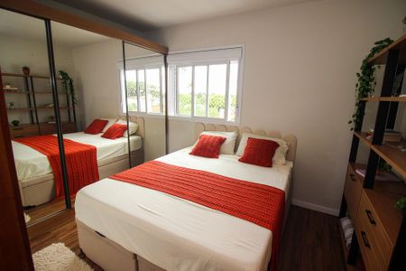 Quarto 1 de casa de condomínio para alugar com 2 quartos, 55m² em Restinga, Porto Alegre