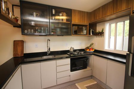 Casa de condomínio à venda com 55m², 2 quartos e 1 vagaCozinha