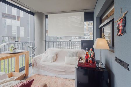 Apartamento para alugar com 101m², 2 quartos e 2 vagasVaranda