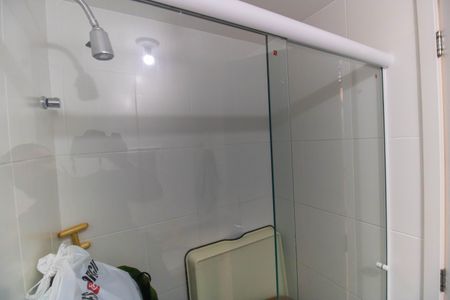 Apartamento à venda com 75m², 2 quartos e 1 vaga Apartamento à venda com 75m², 2 quartos e 1 vagaBanheiro da Suíte