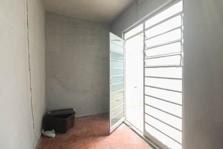 Casa à venda com 90m², 2 quartos e sem vaga Casa à venda com 90m², 2 quartos e sem vagaQuarto de Serviço