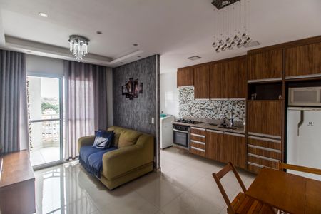 Sala 1 de apartamento para alugar com 2 quartos, 56m² em Jardim do Líbano, Barueri