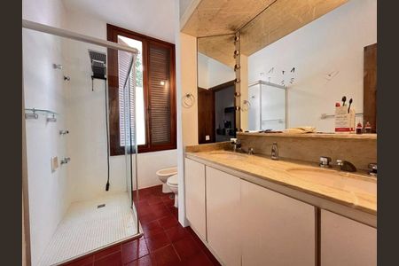 Casa à venda com 7 quartos, 376m² em Alto de Pinheiros, São Paulo