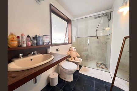 Casa à venda com 7 quartos, 376m² em Alto de Pinheiros, São Paulo