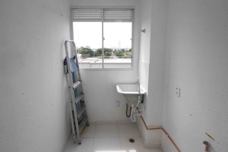 Apartamento para alugar com 42m², 2 quartos e sem vaga Apartamento para alugar com 42m², 2 quartos e sem vagaÁrea de Serviço