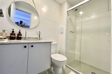 Banheiro de kitnet/studio à venda com 1 quarto, 24m² em Vila Mascote, São Paulo