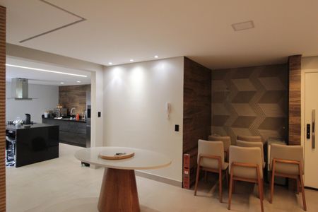 Apartamento para alugar com 125m², 3 quartos e 2 vagasSala