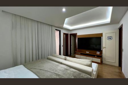 Apartamento à venda com 431m², 4 quartos e 4 vagas Apartamento à venda com 431m², 4 quartos e 4 vagasquarto