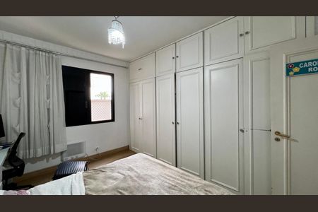 Apartamento à venda com 431m², 4 quartos e 4 vagas Apartamento à venda com 431m², 4 quartos e 4 vagasquarto