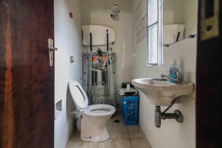 Casa para alugar com 290m², 3 quartos e 4 vagasBanheiro Churrasqueira