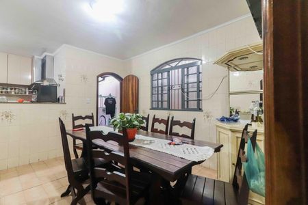 Casa para alugar com 290m², 3 quartos e 4 vagasCozinha