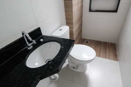 Apartamento à venda com 30m², 2 quartos e sem vaga Apartamento à venda com 30m², 2 quartos e sem vagaBanheiro