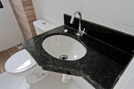 Studio à venda com 30m², 2 quartos e sem vaga Studio à venda com 30m², 2 quartos e sem vagaBanheiro