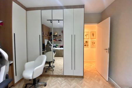 Apartamento à venda com 105m², 3 quartos e 1 vagaQuarto 3