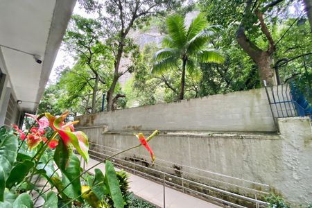 Apartamento à venda com 105m², 3 quartos e 1 vagaFachada