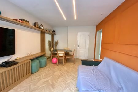 Sala  de apartamento à venda com 3 quartos, 105m² em Copacabana, Rio de Janeiro