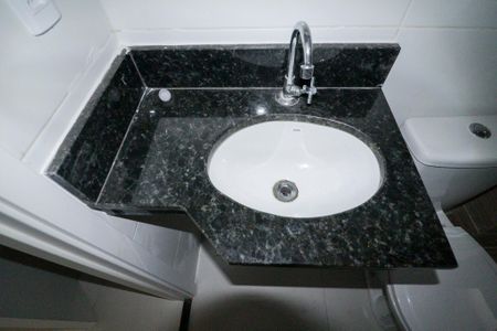 Apartamento à venda com 30m², 2 quartos e sem vaga Apartamento à venda com 30m², 2 quartos e sem vagaBanheiro Social