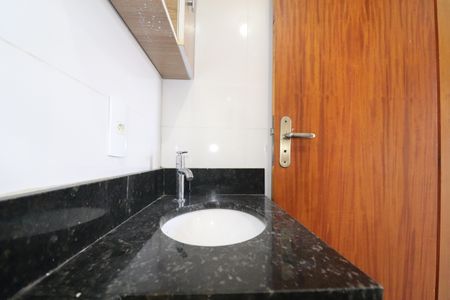 Apartamento à venda com 80m², 2 quartos e 1 vagaBanheiro Suíte