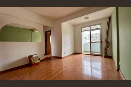 Sala  de apartamento para alugar com 3 quartos, 76m² em Estoril, Belo Horizonte