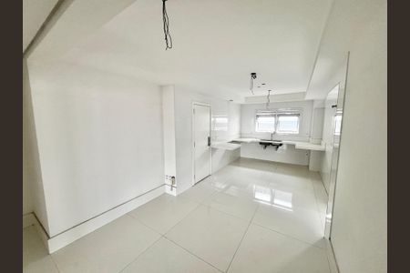 Apartamento à venda com 298m², 4 quartos e 5 vagas Apartamento à venda com 298m², 4 quartos e 5 vagasCozinha