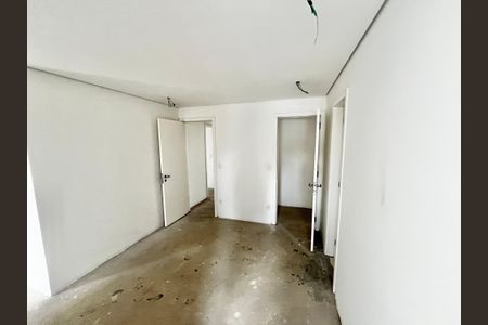 Apartamento à venda com 298m², 4 quartos e 5 vagas Apartamento à venda com 298m², 4 quartos e 5 vagasSuíte 1