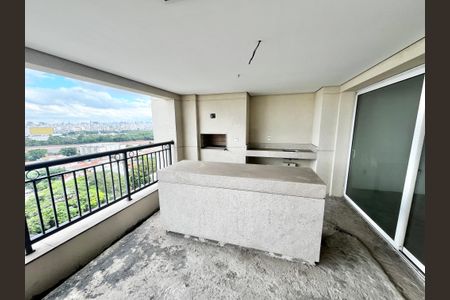 Apartamento à venda com 298m², 4 quartos e 5 vagas Apartamento à venda com 298m², 4 quartos e 5 vagasVaranda Gourmet